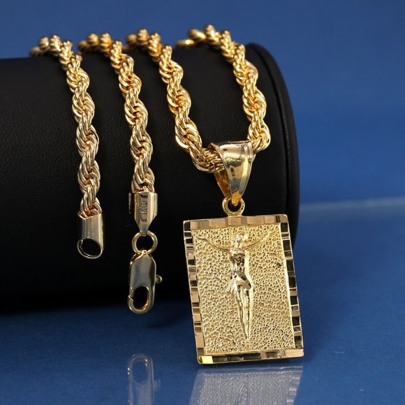 Jesus 14k Crucifix Necklace and Pendant - Picture 3 of 4